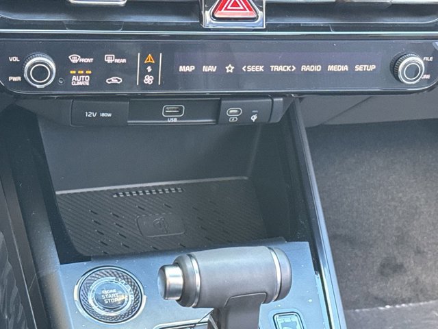 New 2025 Kia Niro EX Touring image 15