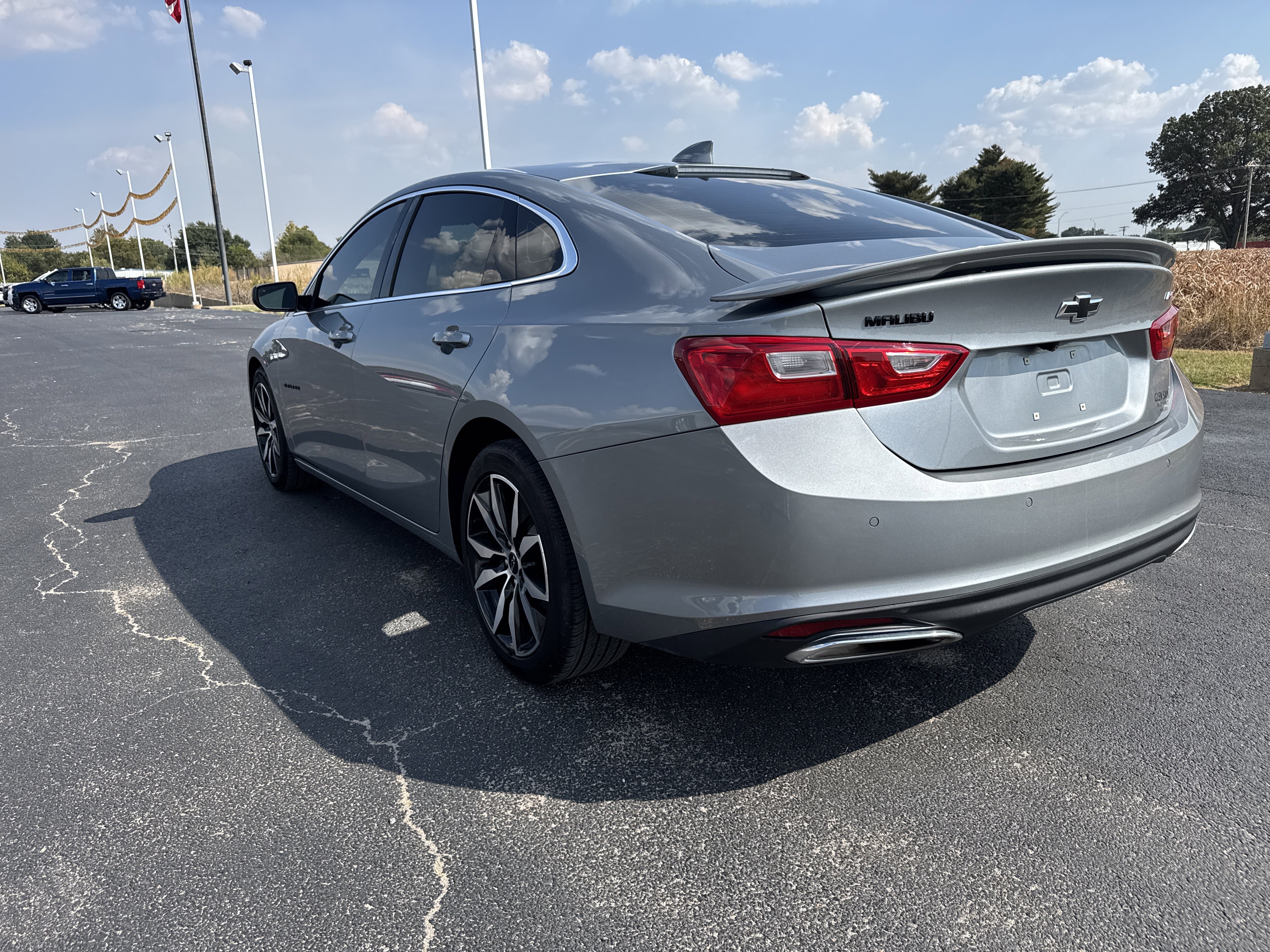 Used 2024 Chevrolet Malibu RS image 3