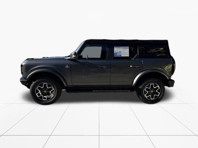 Used 2022 Ford Bronco Outer Banks image 5