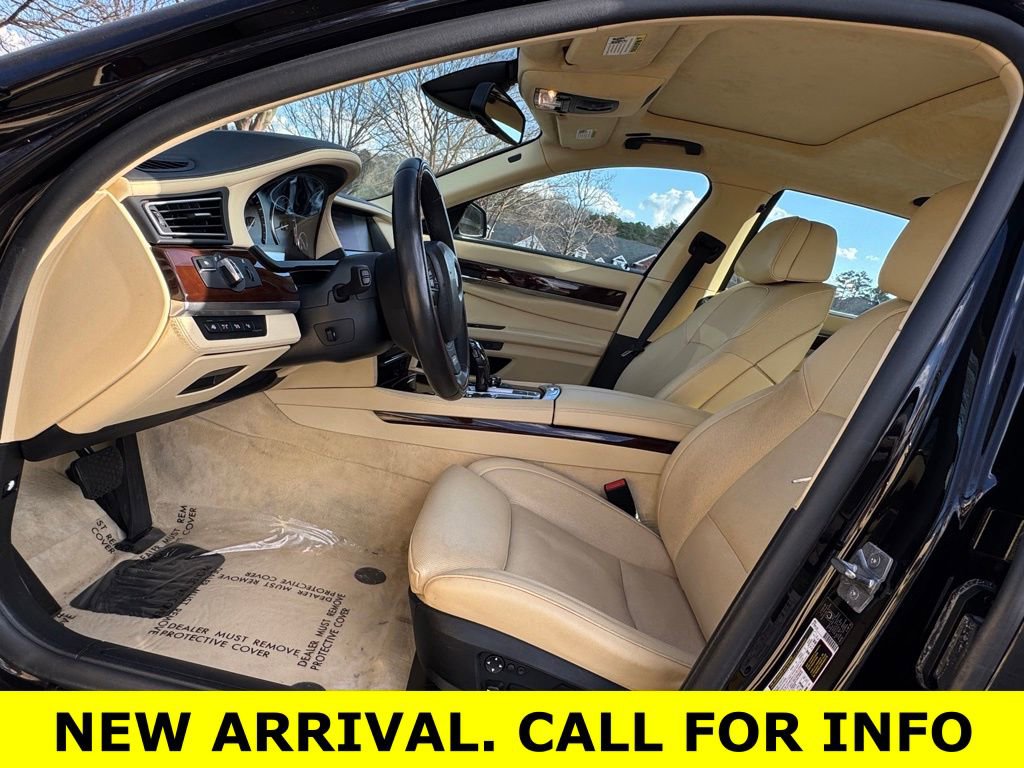 Used 2011 BMW 750Li w/ Luxury Rear Seating Pkg image 15