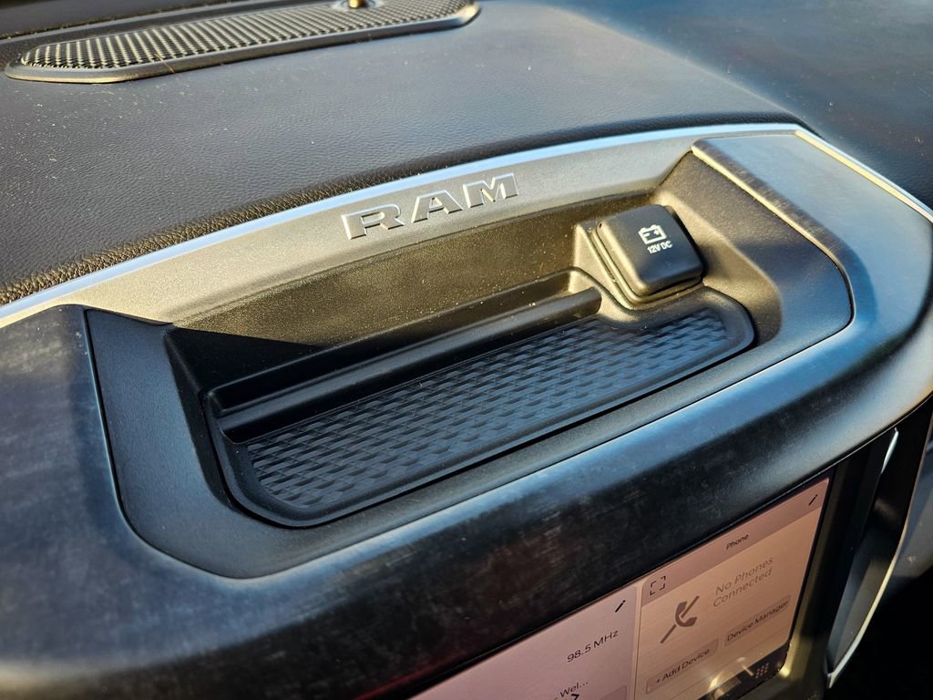 Certified 2022 RAM 1500 Big Horn image 23