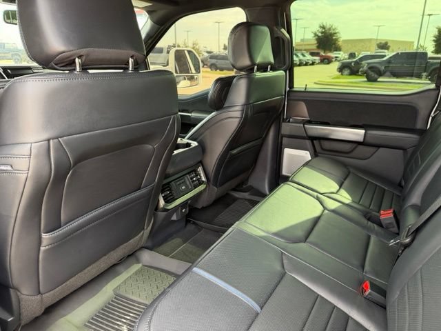 Used 2026 Ford F450 Platinum w/ FX4 Off-Road Package AWD/4WD image 25