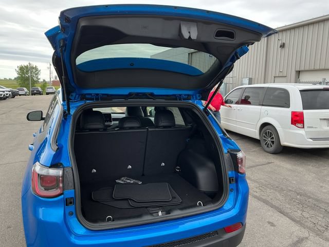 New 2026 Jeep Compass Latitude AWD/4WD image 12