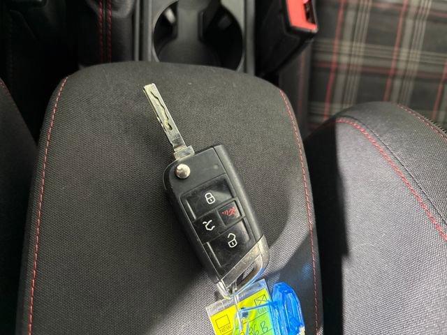 Used 2021 Volkswagen GTI S image 37