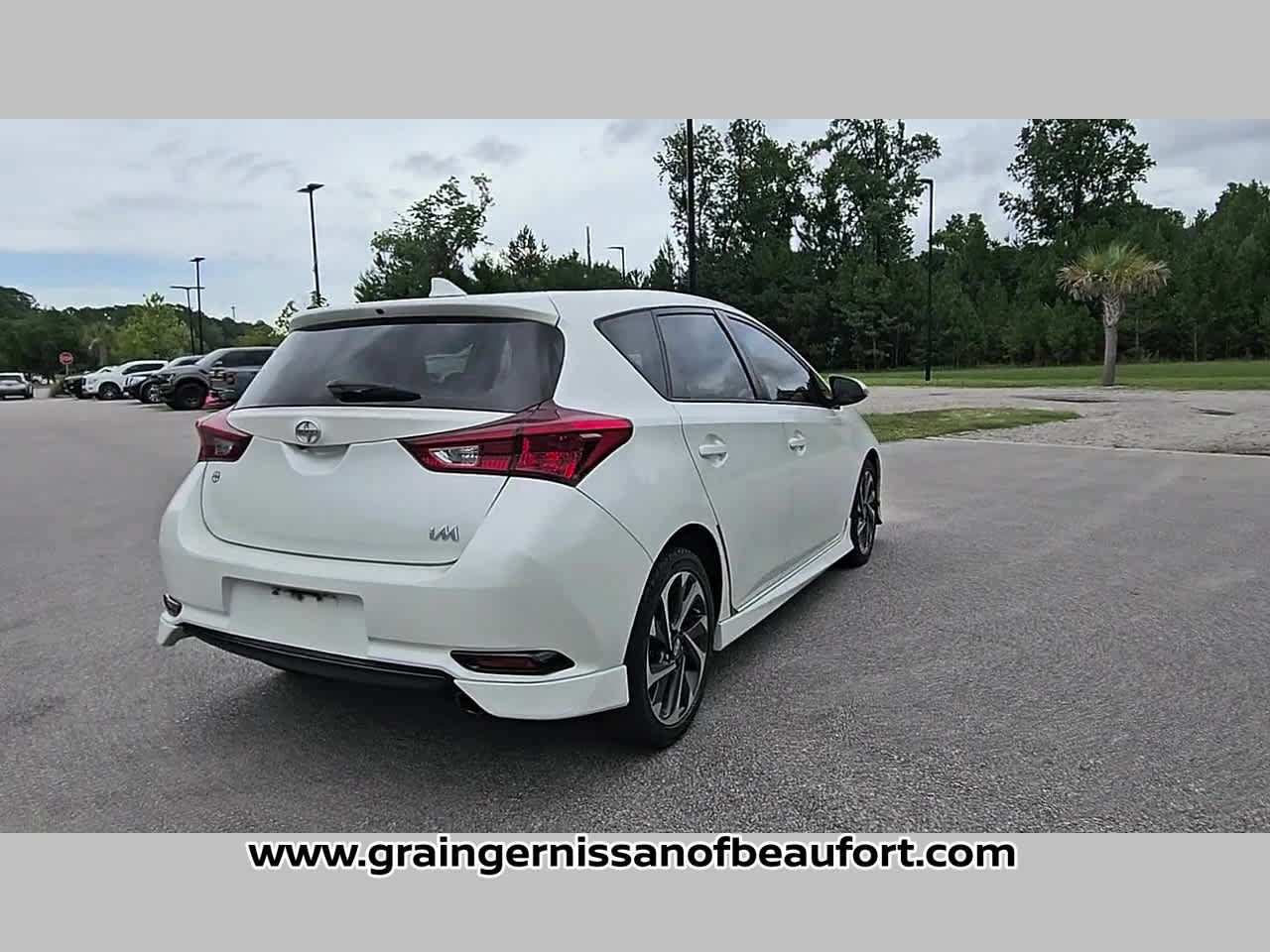 Used 2016 Scion iM FWD image 32