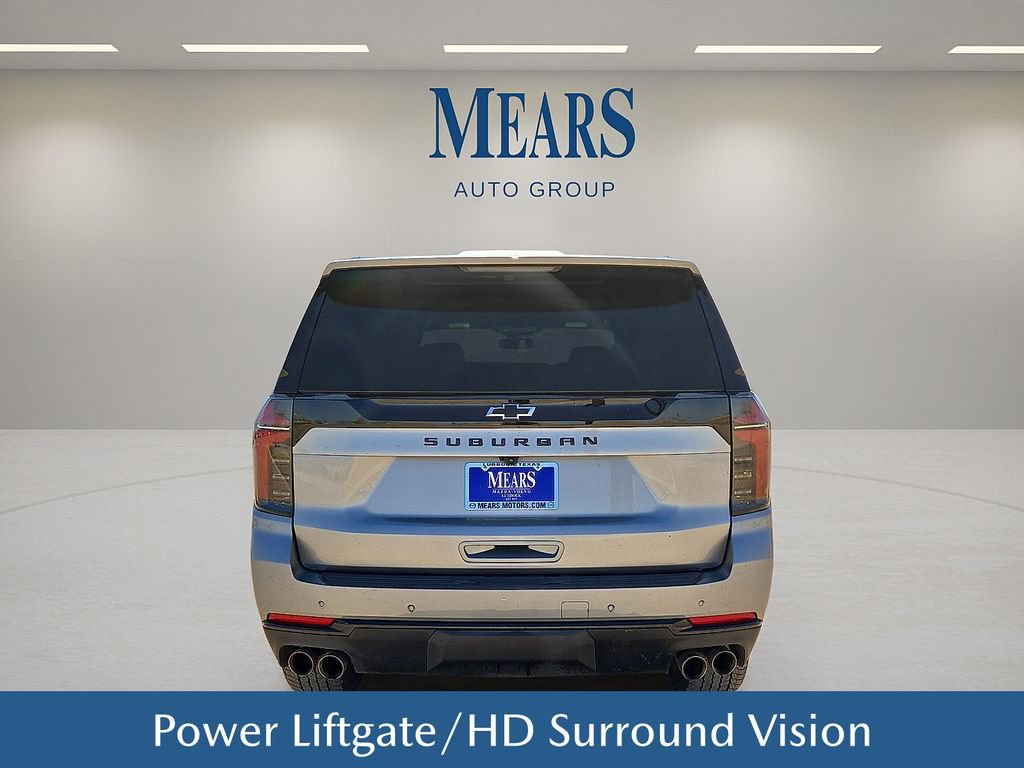 Used 2025 Chevrolet Suburban Z71 AWD/4WD image 5