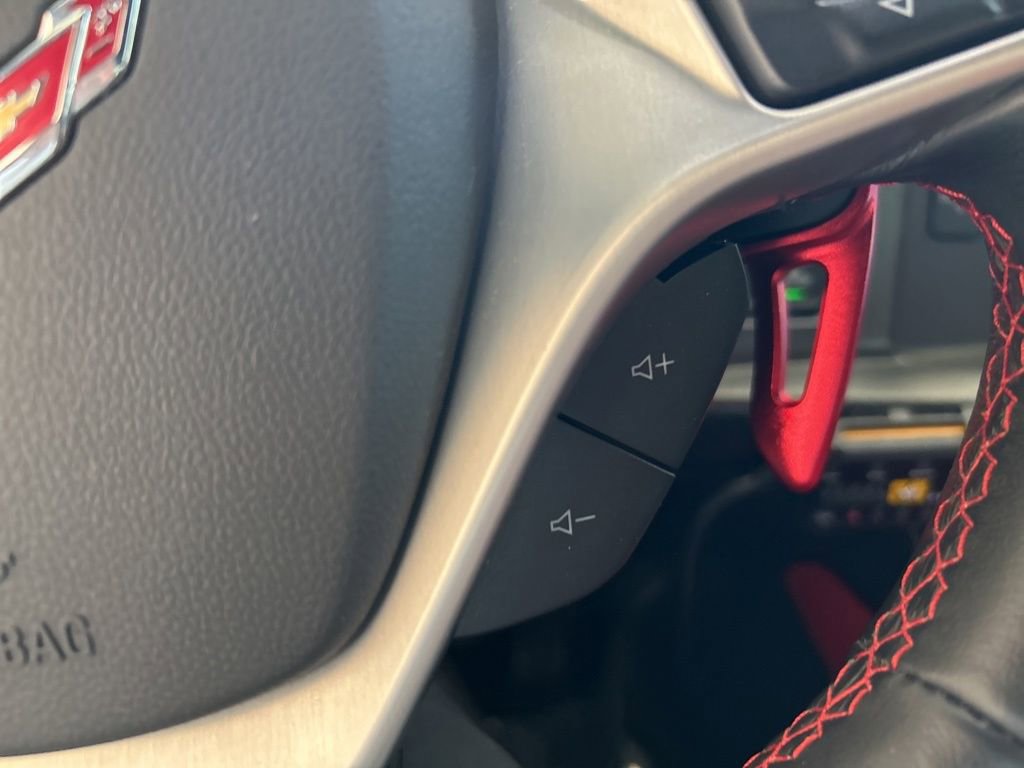 Used 2015 Chevrolet Corvette Z06 w/ 3LZ Preferred Equipment Group image 38