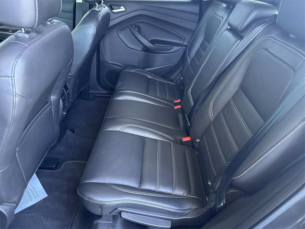 Used 2017 Ford Escape Titanium image 31