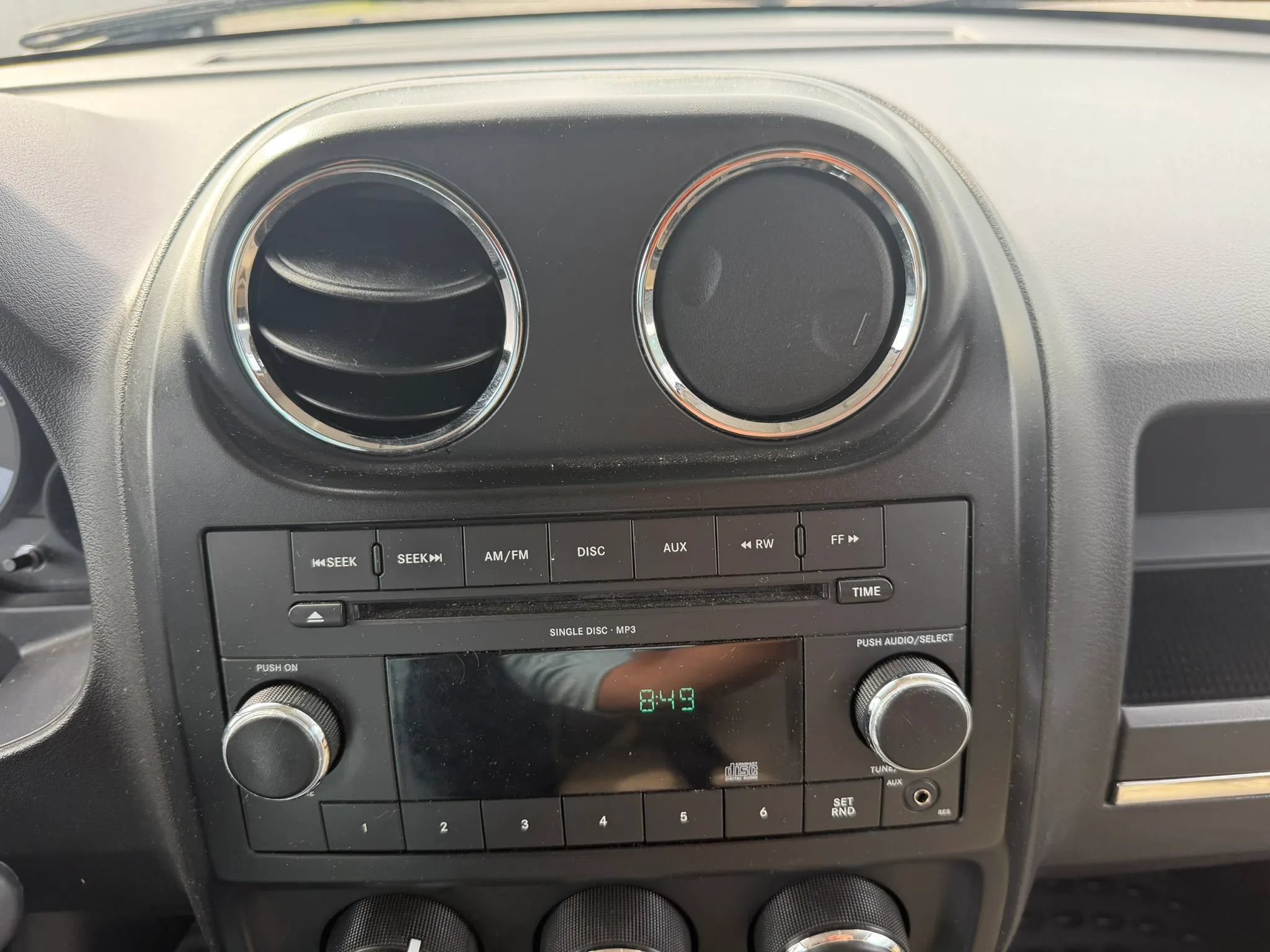 Used 2010 Jeep Patriot Sport AWD/4WD image 15