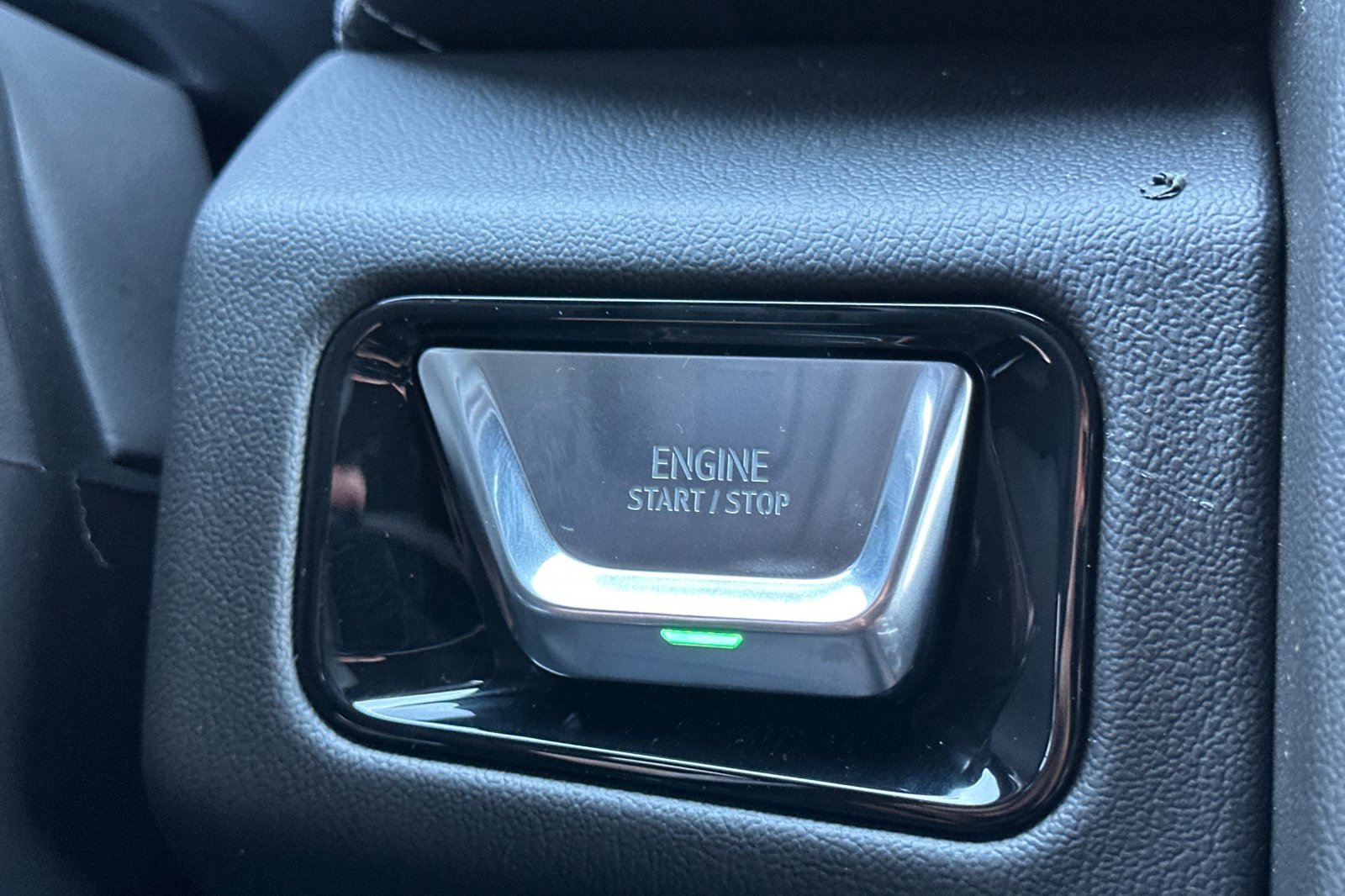 New 2026 GMC Yukon Denali w/ Sun & Power Step Package image 22