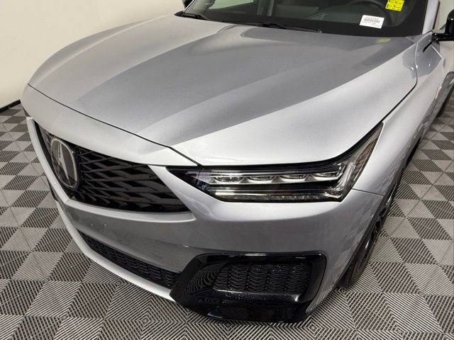 Used 2025 Acura MDX A-Spec image 12