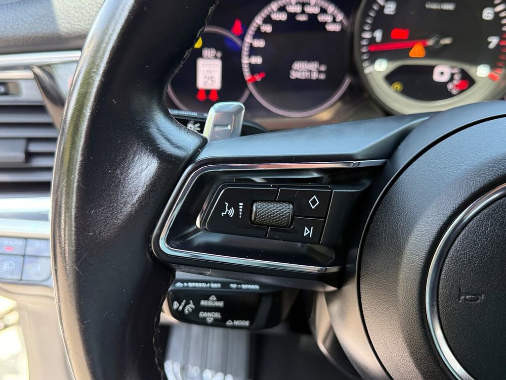 Used 2021 Porsche Panamera 4 AWD/4WD image 32