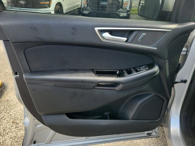 Used 2018 Ford Edge SEL image 14