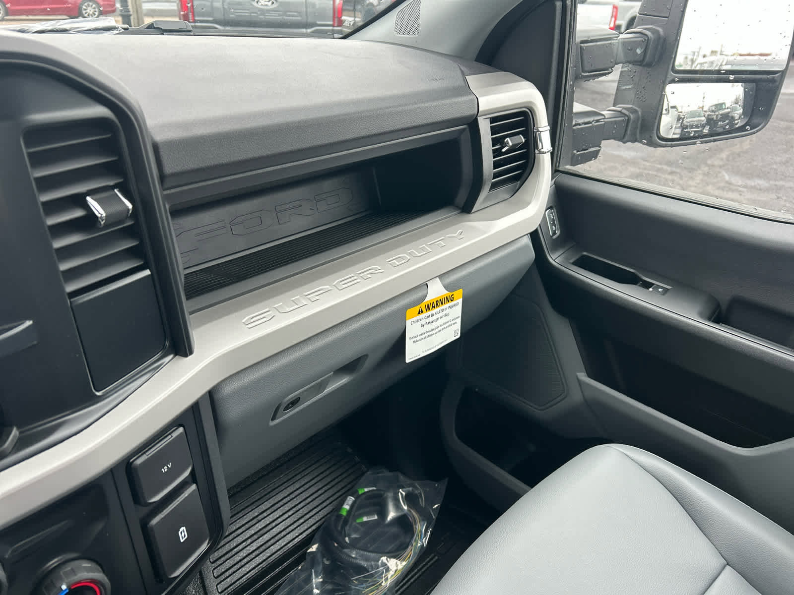 New 2026 Ford F250 XL w/ XL Chrome Package image 45