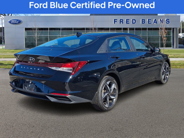 Used 2023 Hyundai Elantra SEL w/ Convenience Package FWD image 7