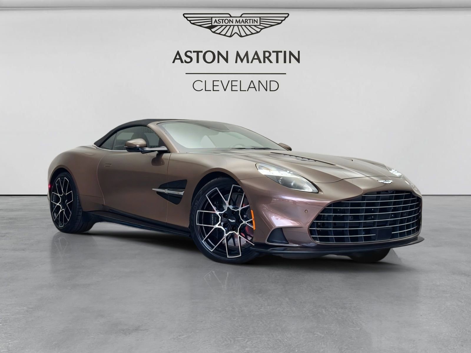 New 2026 Aston Martin Vanquish Convertible RWD image 1