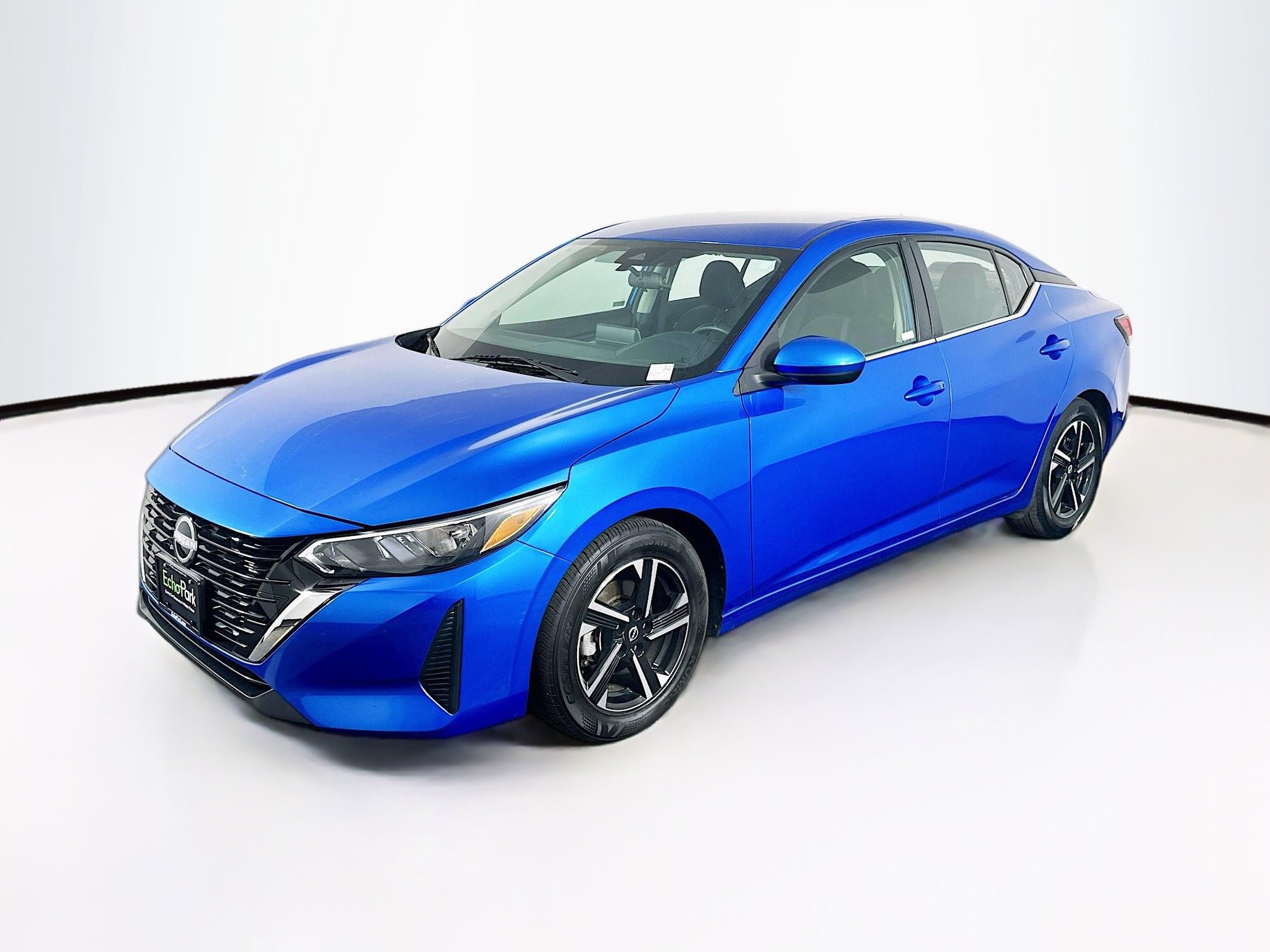 Used 2024 Nissan Sentra SV image 3