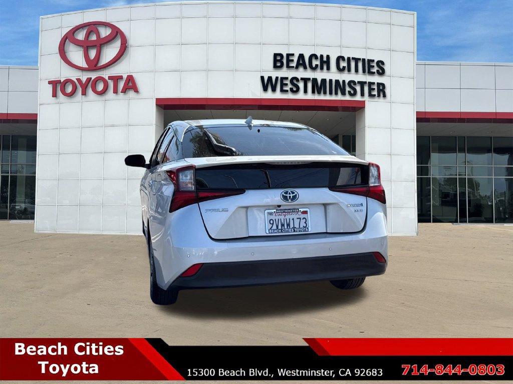 Used 2019 Toyota Prius XLE w/ Premium Convenience Package FWD image 9