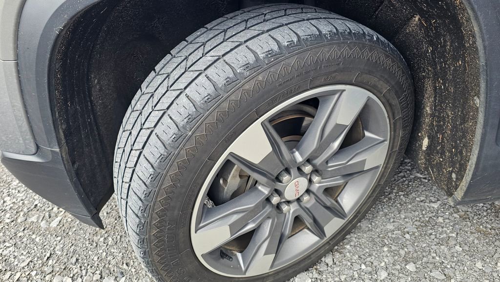 Used 2019 GMC Acadia SLT w/ LPO, Floor Liner Package image 13