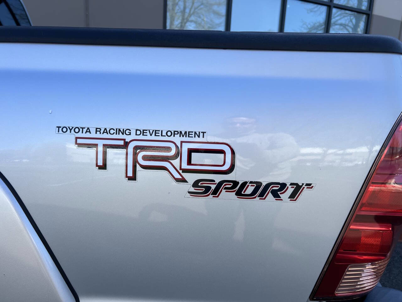 Used 2006 Toyota Tacoma PreRunner RWD image 5