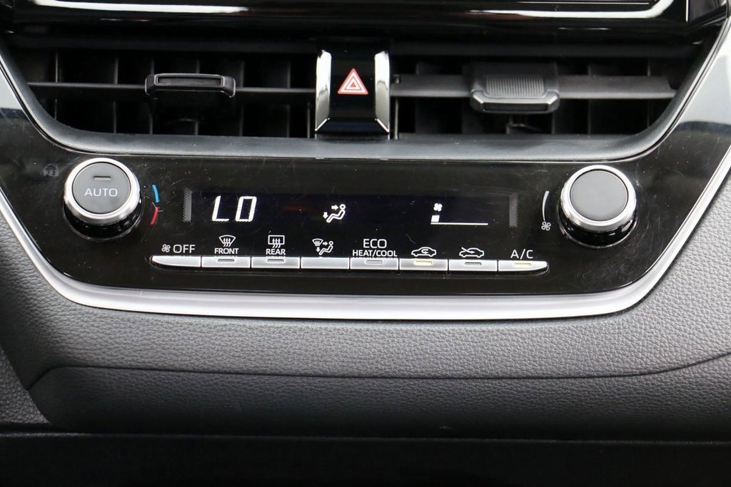 Used 2024 Toyota Corolla LE image 25