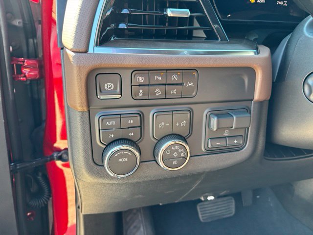 New 2026 Chevrolet Tahoe High Country w/ Sun And Tow Package AWD/4WD image 23