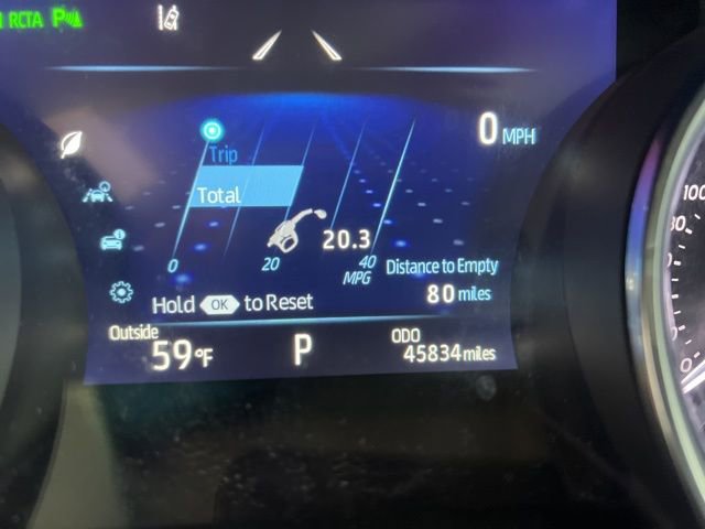 Used 2018 Toyota Camry XLE FWD image 25