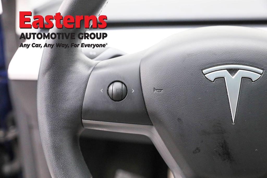 Used 2020 Tesla Model 3 Standard Range Plus image 15