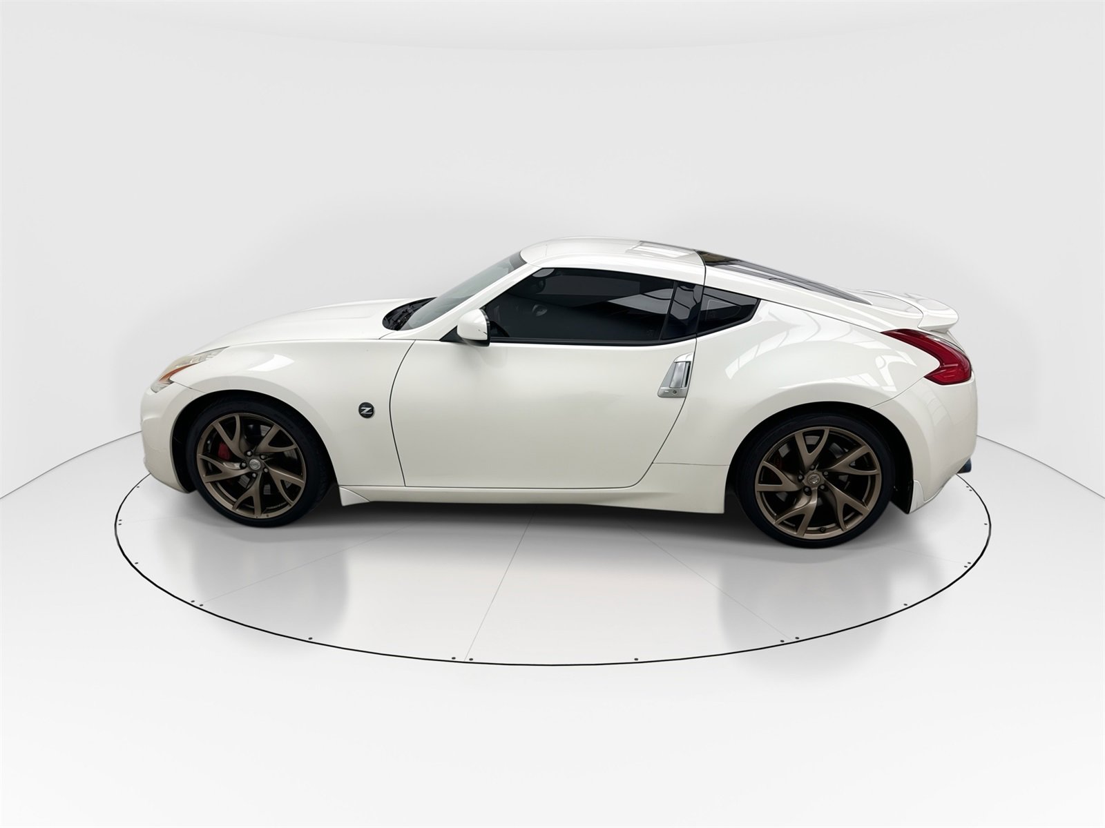 Used 2016 Nissan 370Z w/ Sport Package image 5