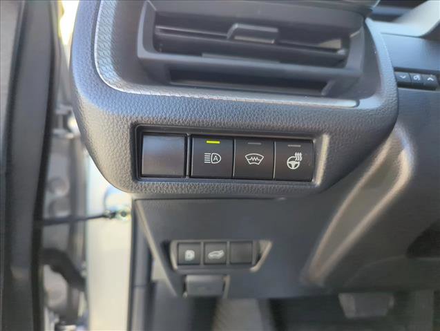 Used 2024 Toyota Prius Limited w/ Limited Premium Package image 22