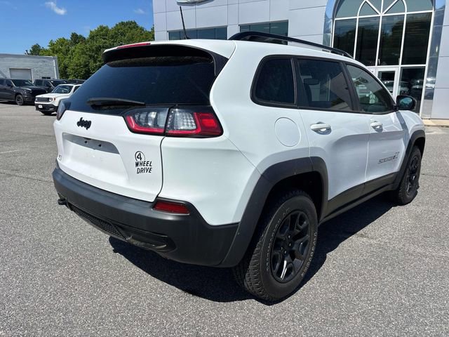 Used 2022 Jeep Cherokee Latitude AWD/4WD image 3