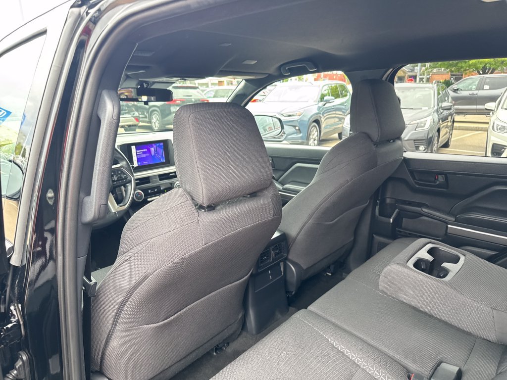 Used 2026 Toyota 4Runner SR5 AWD/4WD image 37