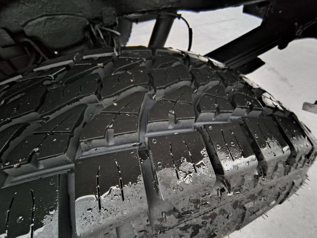 Used 2014 Chevrolet Silverado 2500 W/T w/ Snow Plow Prep Package image 10