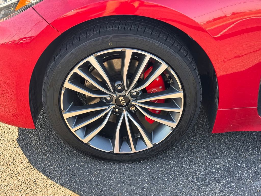 Used 2019 Kia Stinger Premium image 9