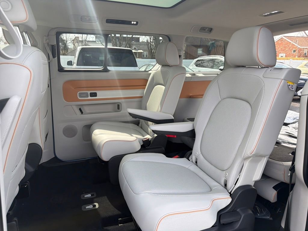 New 2025 Volkswagen ID. Buzz Pro S Plus image 31