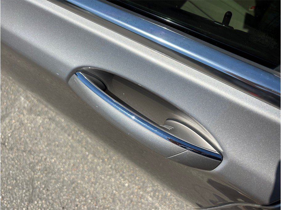 Used 2016 BMW 750i RWD image 18