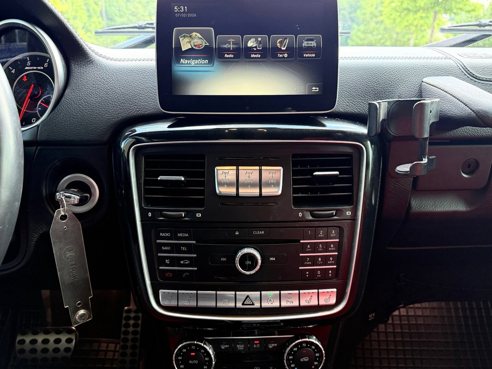 Used 2017 Mercedes-Benz G 63 AMG 4MATIC image 29