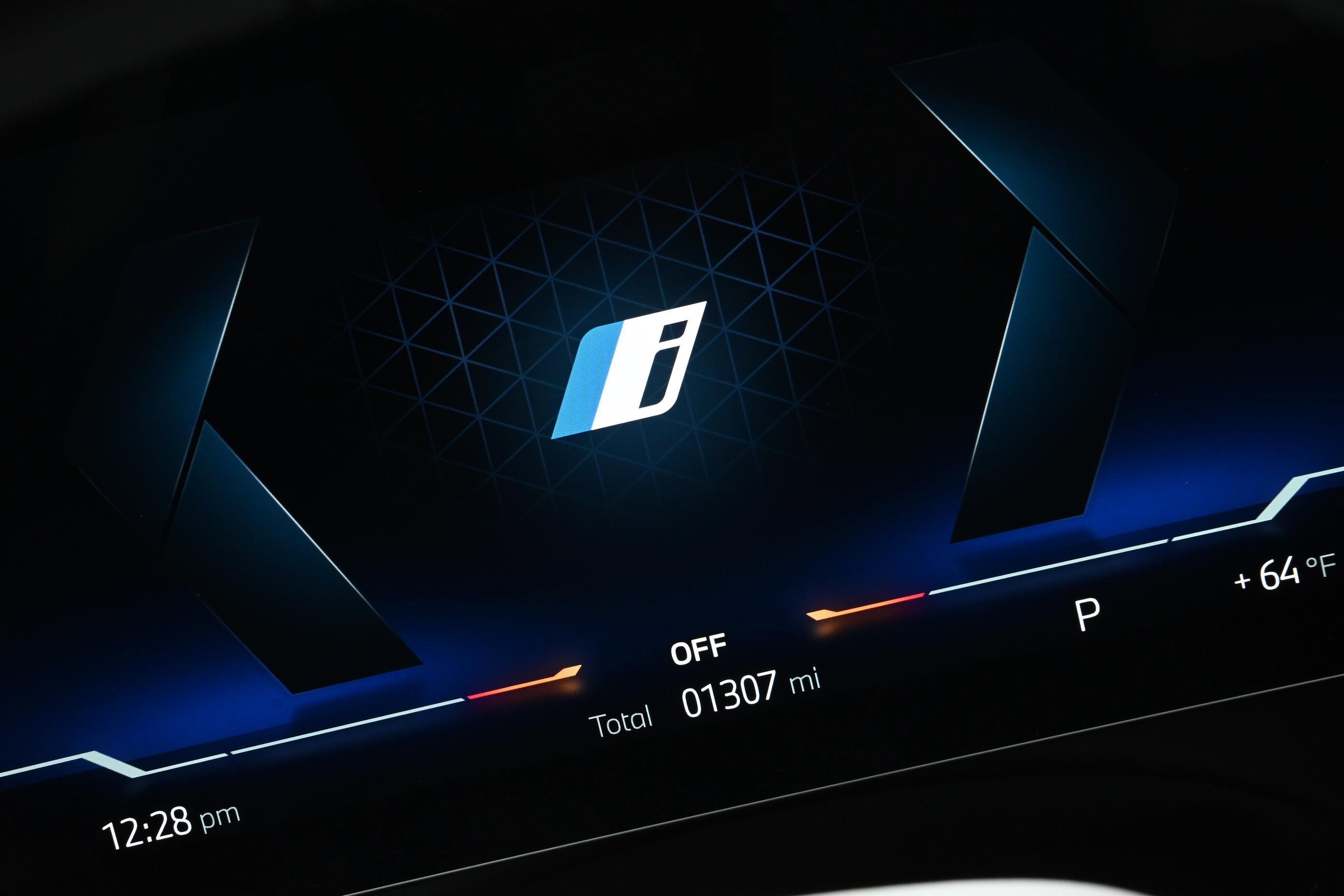 Used 2026 BMW i5 eDrive40 w/ M Sport Package image 36