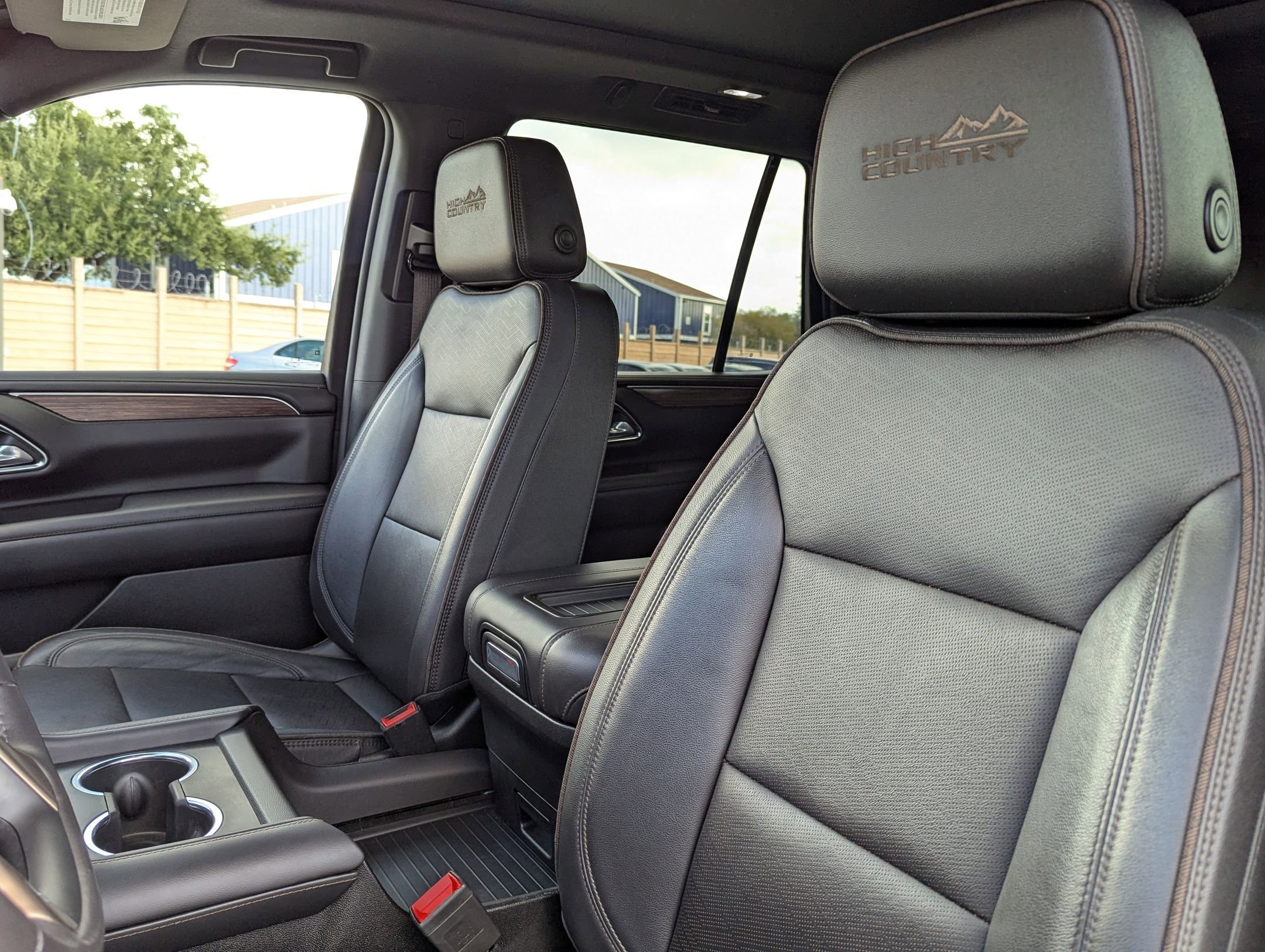 Used 2022 Chevrolet Tahoe High Country image 14