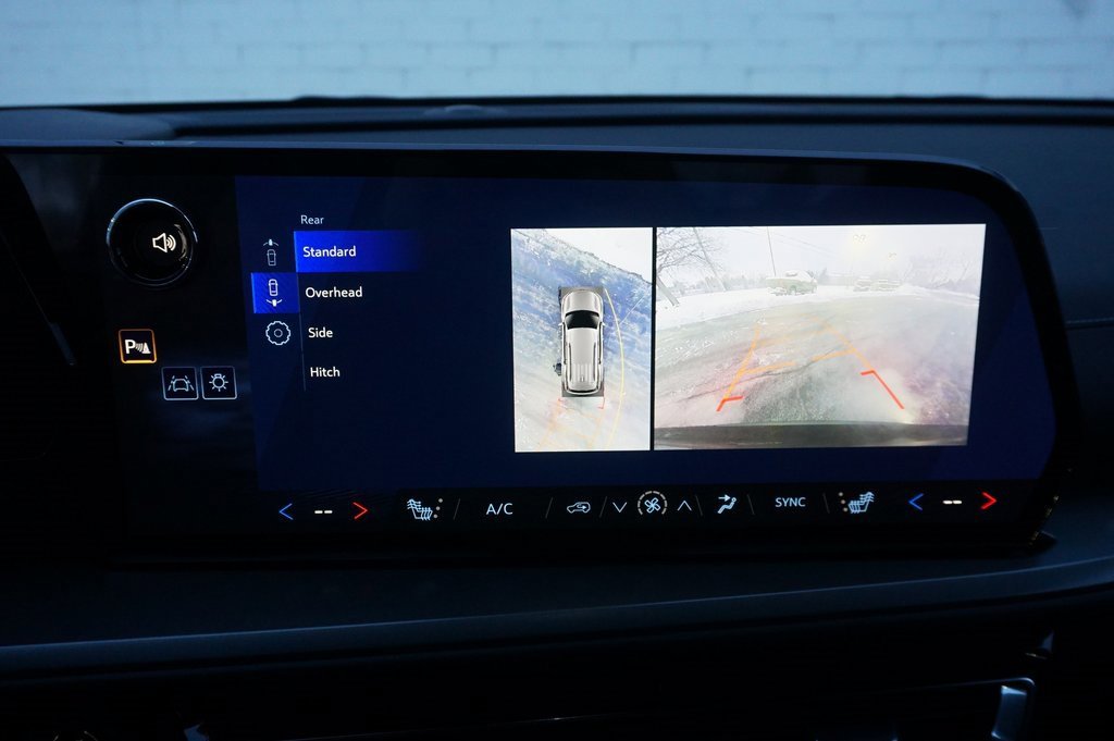 New 2026 Chevrolet Traverse LT w/ Midnight/Sport Edition image 19