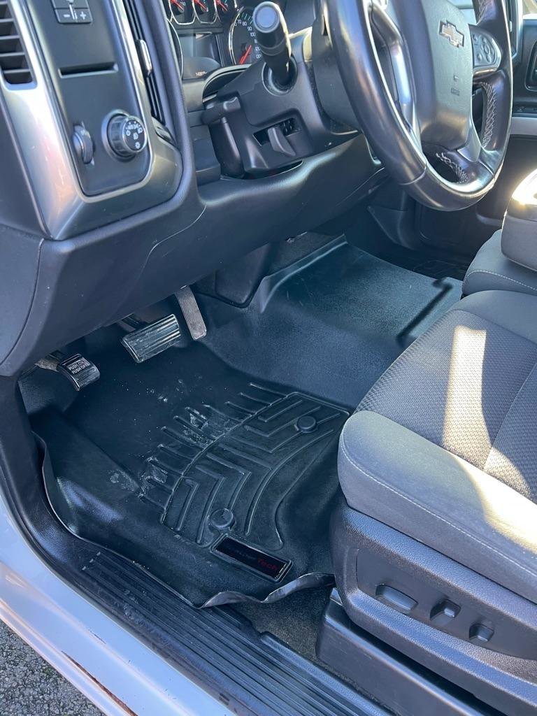 Used 2016 Chevrolet Silverado 1500 LT w/ All Star Edition image 28