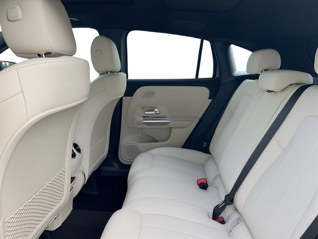 New 2026 Mercedes-Benz GLA 250 4MATIC image 7