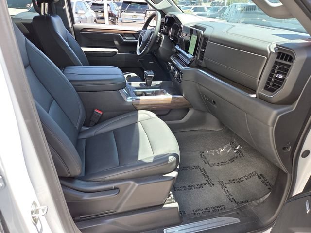 Certified 2024 Chevrolet Silverado 1500 LT Trail Boss w/ Convenience Package II AWD/4WD image 15