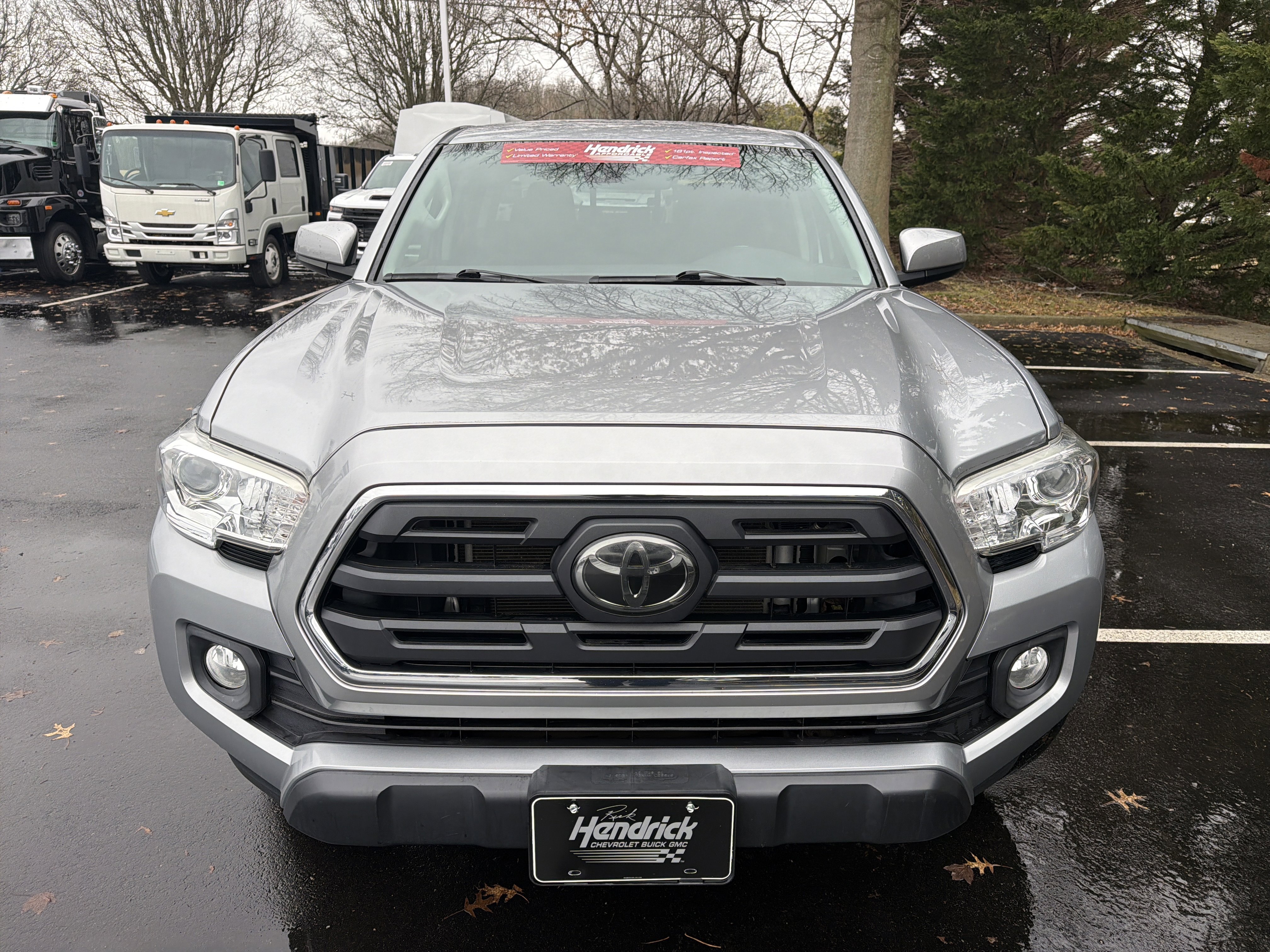 Used 2019 Toyota Tacoma SR5 image 3