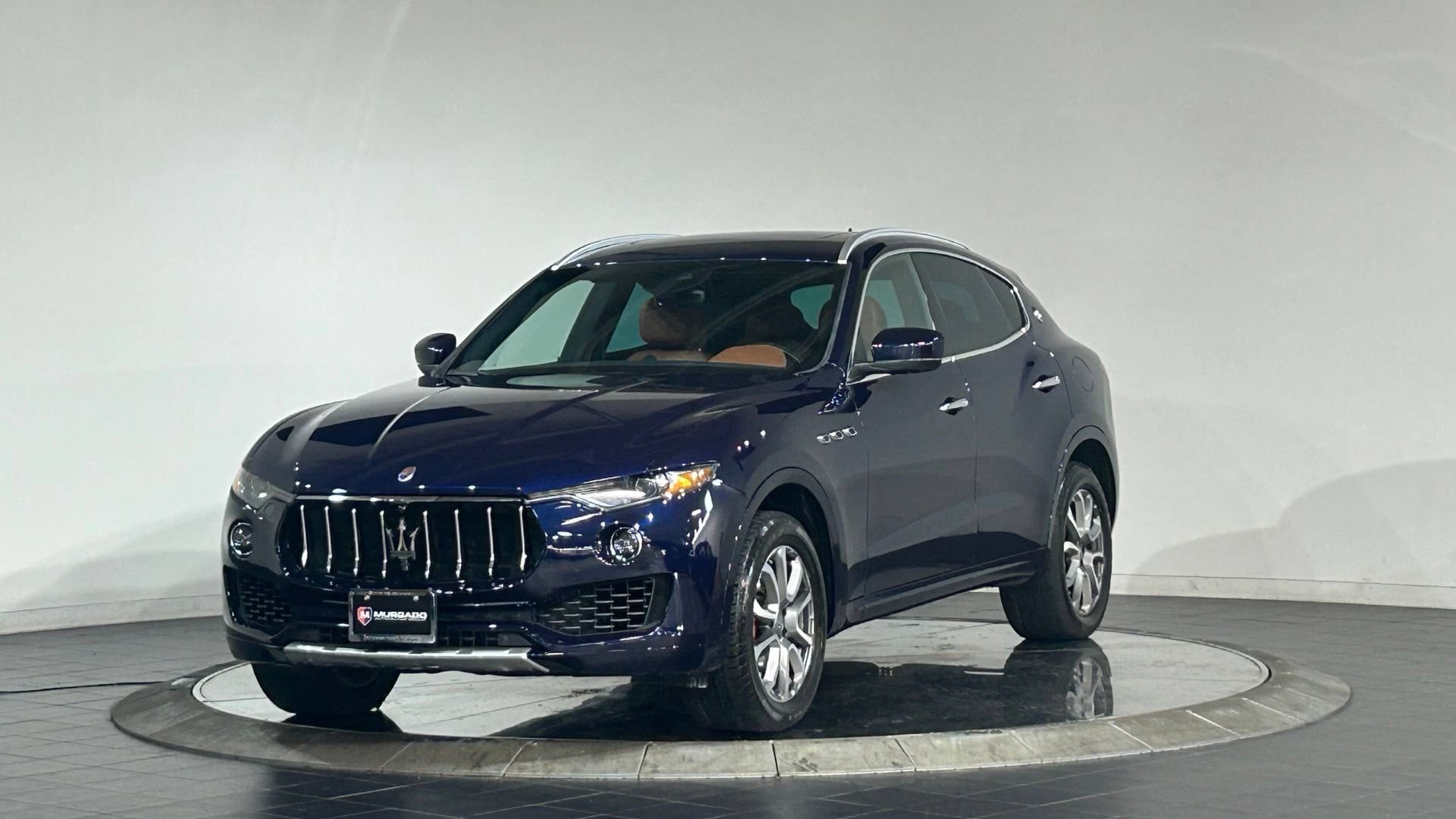 Used 2019 Maserati Levante GranLusso AWD/4WD image 5