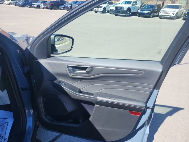 Used 2024 Ford Escape Active image 10