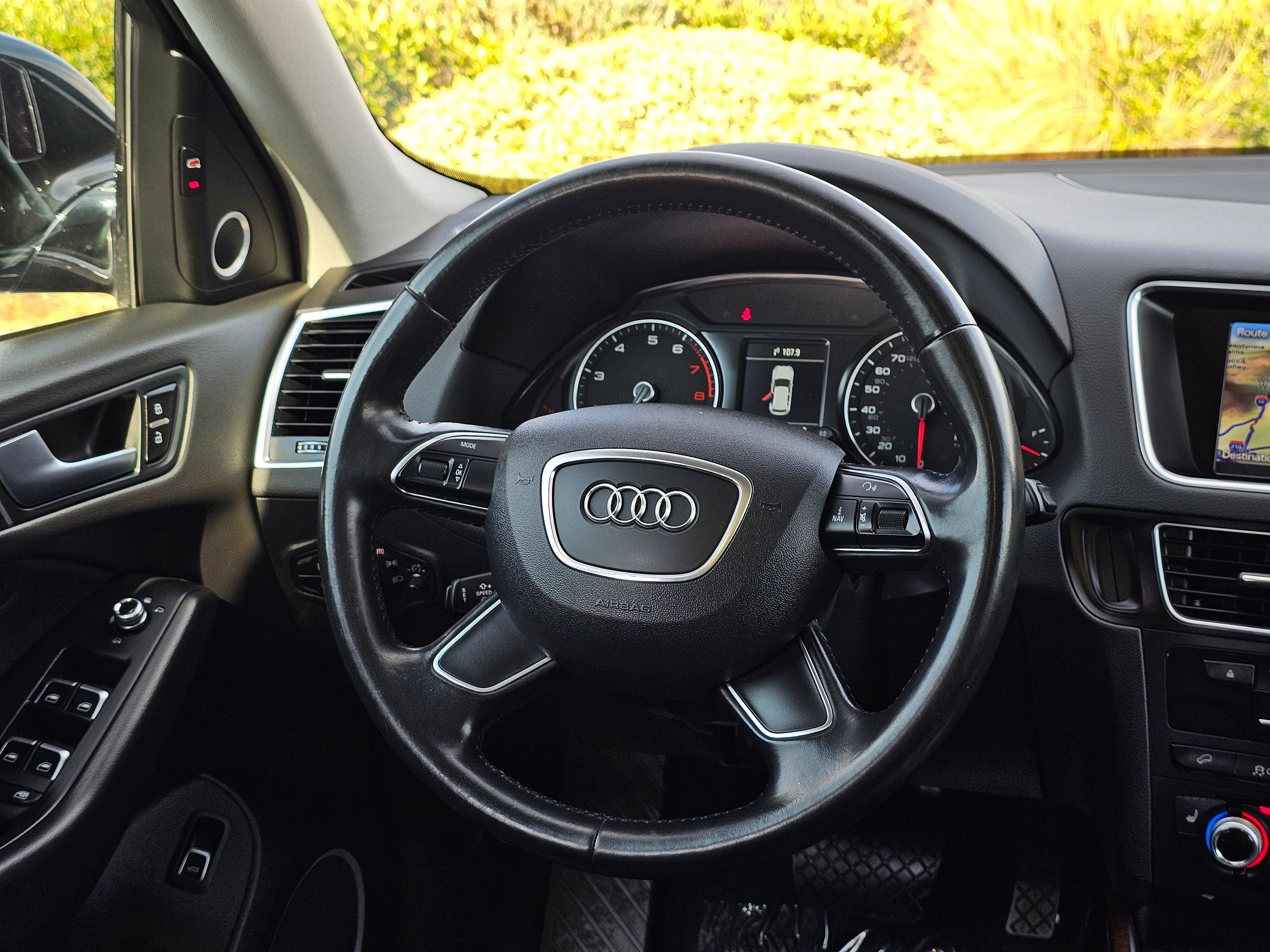 Used 2017 Audi Q5 2.0T Premium Plus w/ Technology Package AWD/4WD image 27
