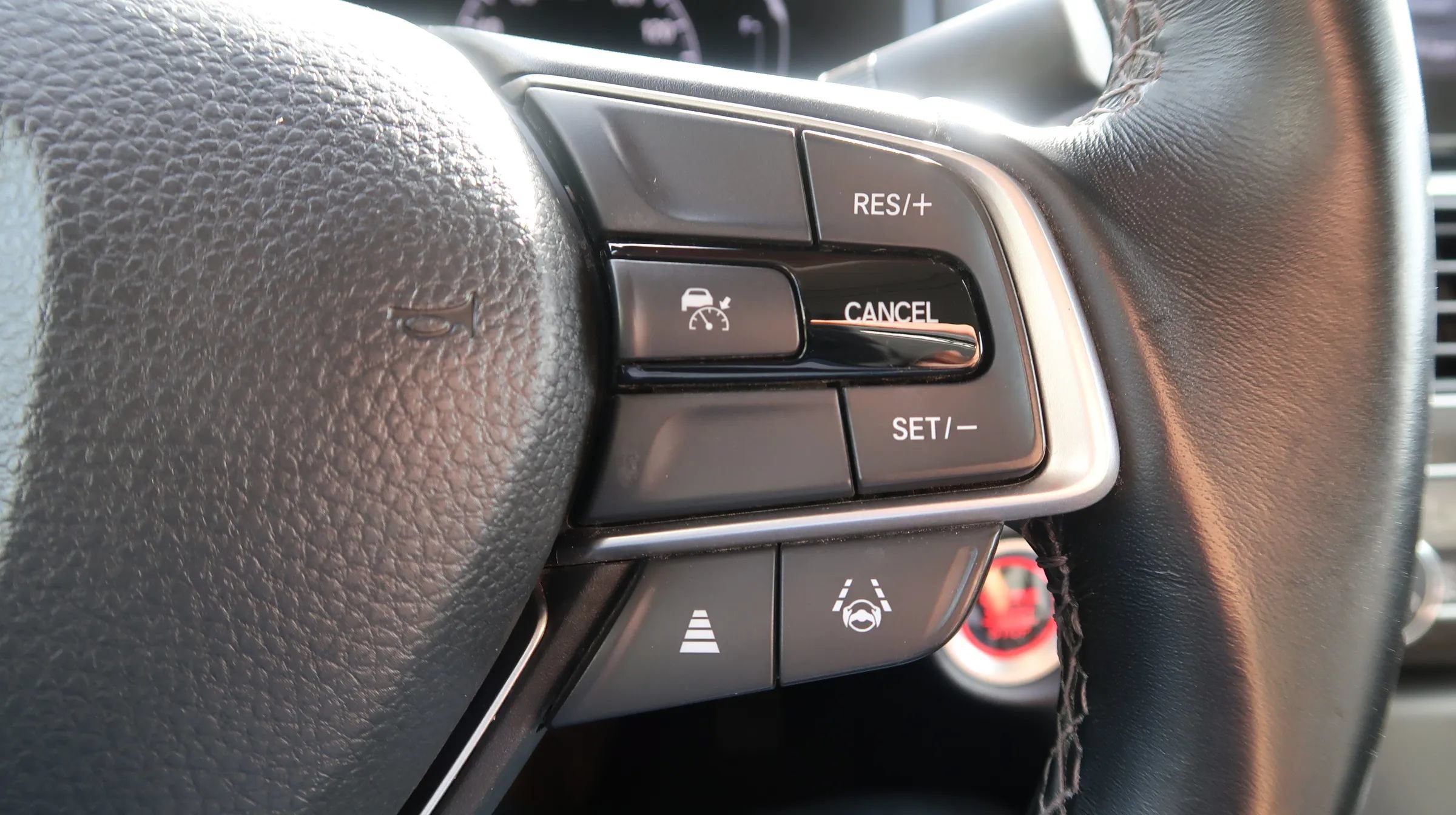 Used 2021 Honda Accord EX-L image 35