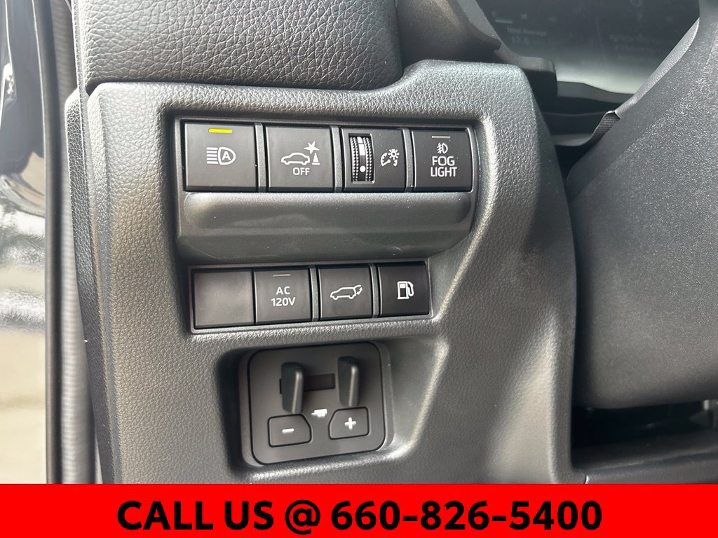 Used 2025 Toyota Land Cruiser w/ Premium Package AWD/4WD image 17