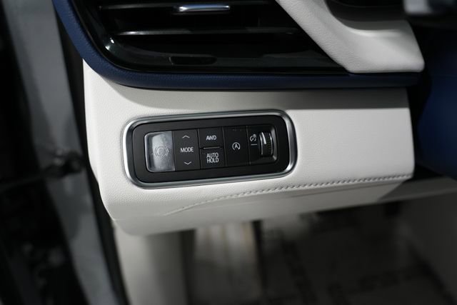 New 2026 Buick Enclave Avenir w/ Super Cruise Package AWD/4WD image 12